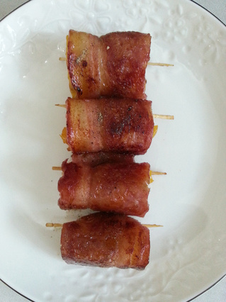 <a href=/shicai/shucai/NanGua/index.html target=_blank><u>南瓜</u></a><a href=/shicai/rouqin/PeiGen/index.html target=_blank><u>培根</u></a>卷