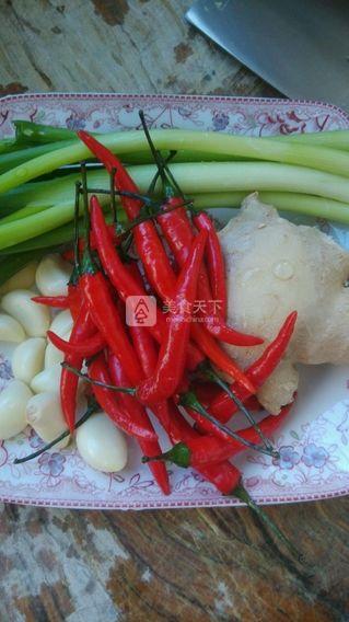 辣炒<a href=/shicai/shuichanpin/ChengZi/index.html target=_blank><u>蛏子</u></a>