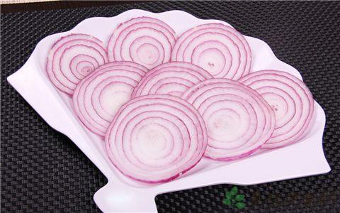 <a href=/shicai/shucai/YangCong/index.html target=_blank><u>洋葱</u></a>不能和什么一起吃
