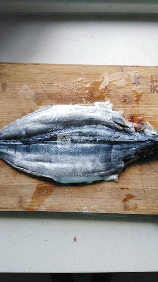 鲅<a href=/shicai/shuichanpin/YuWan/index.html target=_blank><u>鱼丸</u></a>子