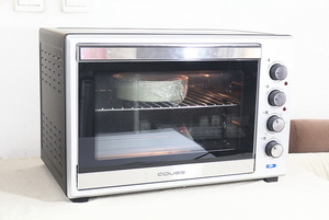 <a href=/shicai/diaoweipin/HeiHuJiao/index.html target=_blank><u>黑胡椒</u></a>肉馅<a href=/shicai/mimian/MianBao/index.html target=_blank><u>面包</u></a>步骤3