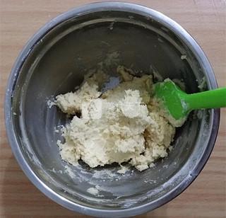 <a href=/shicai/mimian/NaiYou/index.html target=_blank><u>奶油</u></a>原味曲奇