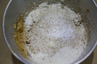 消化饼干的做法(烤箱烤全麦消化饼干--零失败经验)