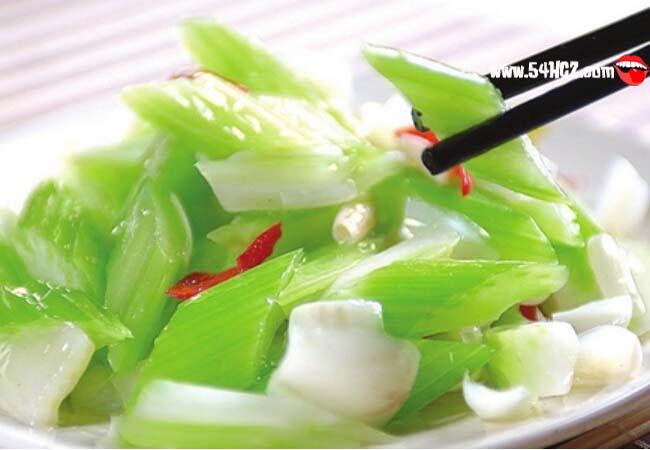 生吃<a href=/shicai/shucai/KuGua/index.html target=_blank><u>苦瓜</u></a>好不好5