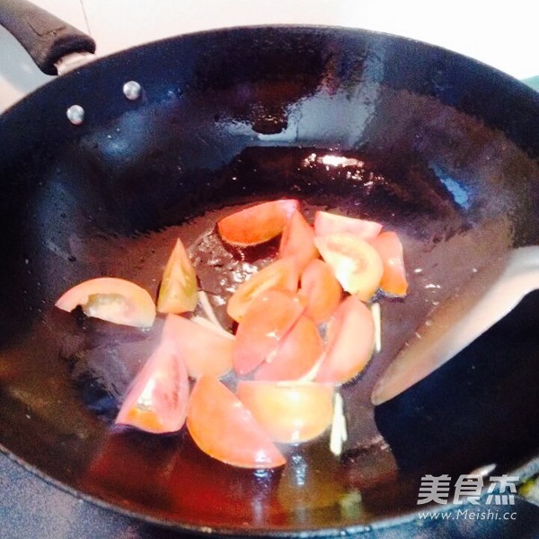 <a href=/shicai/shucai/XiHongShi/index.html target=_blank><u>西红柿</u></a><a href=/shicai/rouqin/JiDan/index.html target=_blank><u>鸡蛋</u></a>面的做法