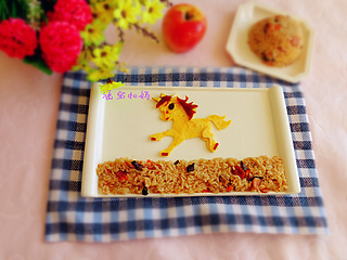 <a href=/shicai/shucai/XiangGu/index.html target=_blank><u>香菇</u></a>腊肠煲仔饭