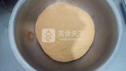 <a href=/shicai/shucai/NanGua/index.html target=_blank><u>南瓜</u></a>玫瑰<a href=/shicai/mimian/MianBao/index.html target=_blank><u>面包</u></a>