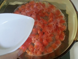 番茄<a href=/shicai/rouqin/JiDan/index.html target=_blank><u>鸡蛋</u></a>汤