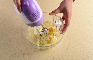 异常好吃的核<a href=/shicai/guopin/Tao/index.html target=_blank><u>桃</u></a>酥