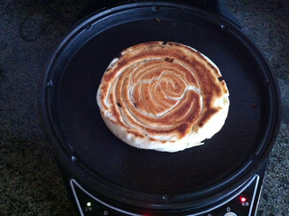 香酥<a href=/shicai/diaoweipin/CongYou/index.html target=_blank><u>葱油</u></a>饼