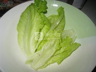 <a href=/shicai/shuichanpin/DiWangXie/index.html target=_blank><u>帝王蟹</u></a>沙拉