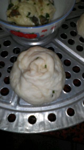 <a href=/shicai/shucai/JiuCai/index.html target=_blank><u>韭菜</u></a>漏馅大包子