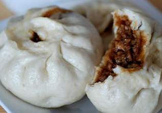 <a href=/shicai/rouqin/NiuRou/index.html target=_blank><u>牛肉</u></a>包子馅的做法大全