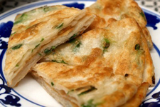 葱花<a href=zt/bing target=_blank><u>饼的做法大全</u></a> 