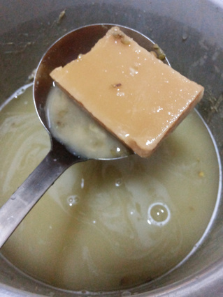 <a href=/shicai/shucai/BaiHe/index.html target=_blank><u>百合</u></a><a href=/shicai/mimian/LvDou/index.html target=_blank><u>绿豆</u></a>沙