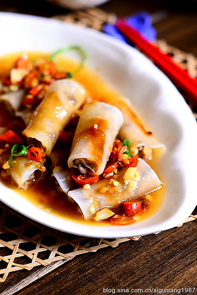 水晶<a href=/shicai/shucai/LuoBo/index.html target=_blank><u>萝卜</u></a>卷的做法