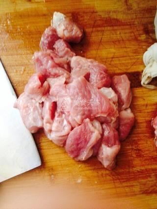 自制<a href=/shicai/rouqin/RouSong/index.html target=_blank><u>肉松</u></a>