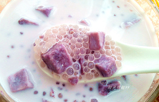 <a href=/shicai/shucai/ZiShu/index.html target=_blank><u>紫薯</u></a><a href=/shicai/mimian/XiMi/index.html target=_blank><u>西米</u></a>露