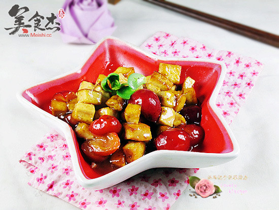 樱<a href=/shicai/guopin/Tao/index.html target=_blank><u>桃</u></a><a href=/shicai/mimian/DouFu/index.html target=_blank><u>豆腐</u></a>xw.jpg