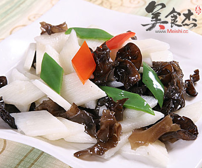 高脂<a href=/shicai/rouqin/Xue/index.html target=_blank><u>血</u></a>症病人的饮食原则WP.jpg