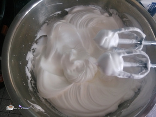 <a href=/shicai/guopin/ManYueMei/index.html target=_blank><u>蔓越莓</u></a><a href=zt/qifengdg target=_blank><u>戚风蛋糕</u></a>