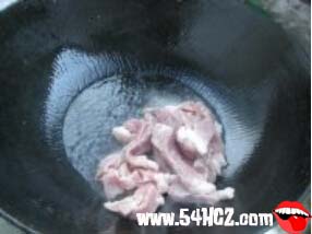 <a href=/shicai/shucai/HuangHuaCai/index.html target=_blank><u>黄<a href=/shicai/shucai/HuaCai/index.html target=_blank><u>花菜</u></a></u></a>的做法4