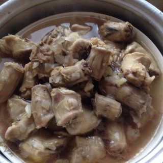 蒜香<a href=/shicai/rouqin/JiBo/index.html target=_blank><u>鸡脖</u></a>