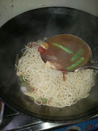 <a href=/shicai/shucai/DouJiao/index.html target=_blank><u>豆角</u></a>焖面