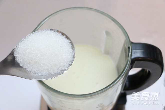 <a href=/shicai/guopin/LianZi/index.html target=_blank><u>莲子</u></a><a href=/shicai/shucai/BaiHe/index.html target=_blank><u>百合</u></a><a href=/shicai/mimian/DouJiang/index.html target=_blank><u>豆浆</u></a>的做法