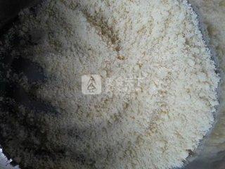 <a href=/shicai/guopin/XingRen/index.html target=_blank><u><a href=/shicai/guopin/Xing/index.html target=_blank><u>杏</u></a>仁</u></a><a href=/shicai/guopin/CaoMei/index.html target=_blank><u>草莓</u></a>派