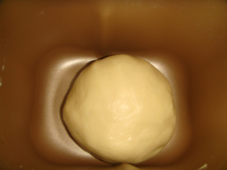 果酱<a href=/shicai/mimian/MianBao/index.html target=_blank><u>面包</u></a>