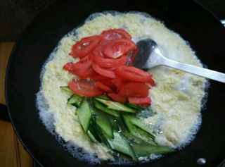 清水<a href=/shicai/rouqin/JiDan/index.html target=_blank><u>鸡蛋</u></a>汤