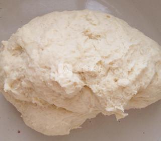 <a href=/shicai/rouqin/NiuRou/index.html target=_blank><u>牛肉</u></a>酥饼