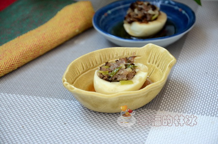 <a href=/shicai/rouqin/JiDan/index.html target=_blank><u>鸡蛋</u></a>酿肉