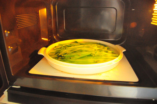 核<a href=/shicai/guopin/Tao/index.html target=_blank><u>桃</u></a><a href=/shicai/shucai/BoCai/index.html target=_blank><u>菠菜</u></a>塔