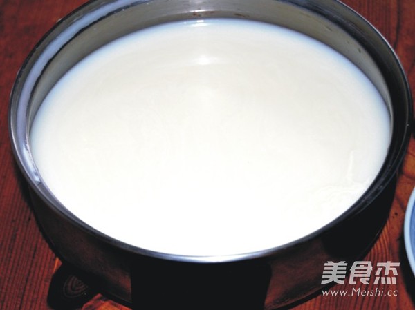 <a href=/shicai/mimian/NiuNai/index.html target=_blank><u>牛奶</u></a>汤圆的做法