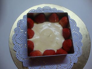 <a href=/shicai/guopin/CaoMei/index.html target=_blank><u>草莓</u></a><a href=/shicai/mimian/SuanNai/index.html target=_blank><u>酸奶</u></a><a href=/shicai/guopin/MangGuo/index.html target=_blank><u>芒果</u></a>慕斯