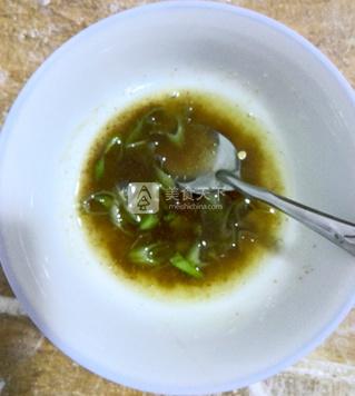 <a href=/shicai/shucai/NanGua/index.html target=_blank><u>南瓜</u></a>烤饼