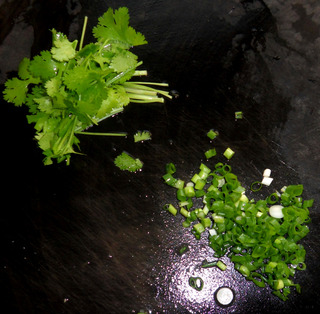 香辣<a href=/shicai/rouqin/NiuNan/index.html target=_blank><u>牛腩</u></a>烧<a href=/shicai/shucai/TuDou/index.html target=_blank><u>土豆</u></a>