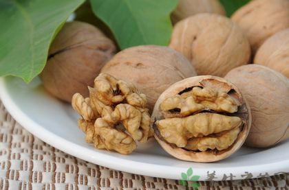 男人肾虚吃什么食物 男人肾虚吃什么食物