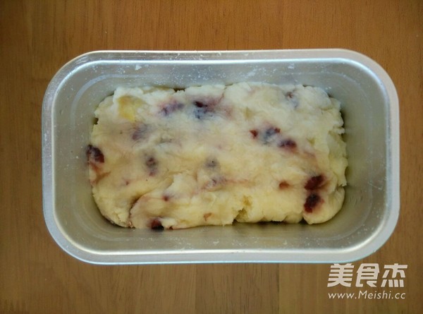 <a href=/shicai/mimian/ZhiShi/index.html target=_blank><u>芝士</u></a><a href=/shicai/shucai/TuDou/index.html target=_blank><u>土豆</u></a>泥的做法