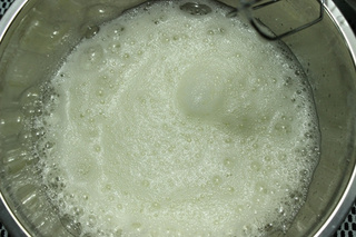 <a href=/shicai/mimian/QiaoKeLi/index.html target=_blank><u>巧克力</u></a>豆<a href=/shicai/mimian/DaMi/index.html target=_blank><u>大米</u></a><a href=zt/qifengdg target=_blank><u>戚风蛋糕</u></a>