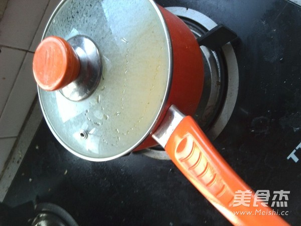 <a href=/shicai/guopin/PingGuo/index.html target=_blank><u>苹果</u></a>酱的做法