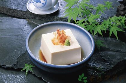 <a href=/shicai/diaoweipin/FengMi/index.html target=_blank><u>蜂蜜</u></a>不能和什么一起吃 <a href=/shicai/diaoweipin/FengMi/index.html target=_blank><u>蜂蜜</u></a>不能和什么一起吃