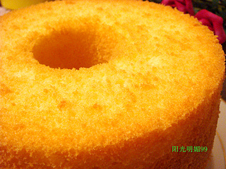 六寸中空海绵蛋糕