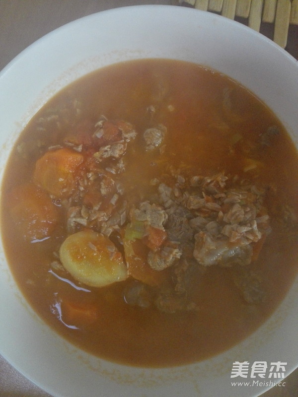 番茄炒<a href=/shicai/rouqin/NiuNan/index.html target=_blank><u>牛腩</u></a>的做法