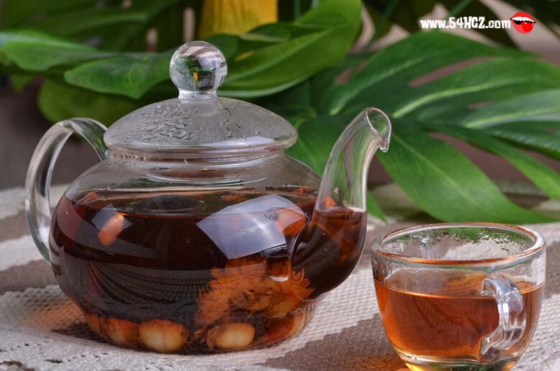 <a href=/shicai/shucai/JuHua/index.html target=_blank><u>菊花</u></a>茶的泡法4