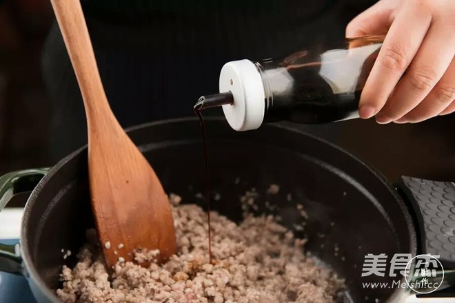 铸铁锅版快手烧卖的做法