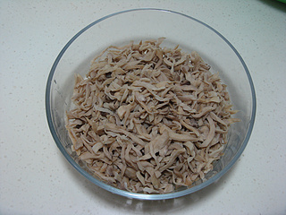 <a href=/shicai/rouqin/ZhuRou/index.html target=_blank><u>猪肉</u></a><a href=/shicai/guopin/Xing/index.html target=_blank><u>杏</u></a>鲍菇水饺