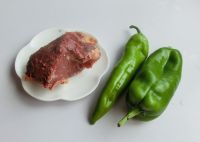 保定<a href=/shicai/rouqin/LvRou/index.html target=_blank><u>驴肉</u></a>火烧的做法步骤2